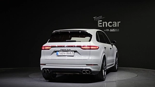 PORSCHE CAYENNE PO536 2020