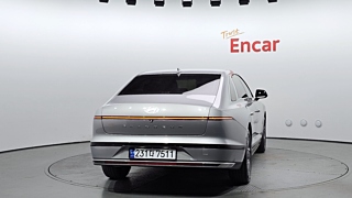 HYUNDAI GRANDEUR GN7 2025