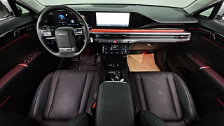 HYUNDAI GRANDEUR GN7 2025