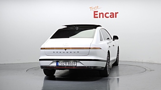 HYUNDAI GRANDEUR HYBRID GN7 2023