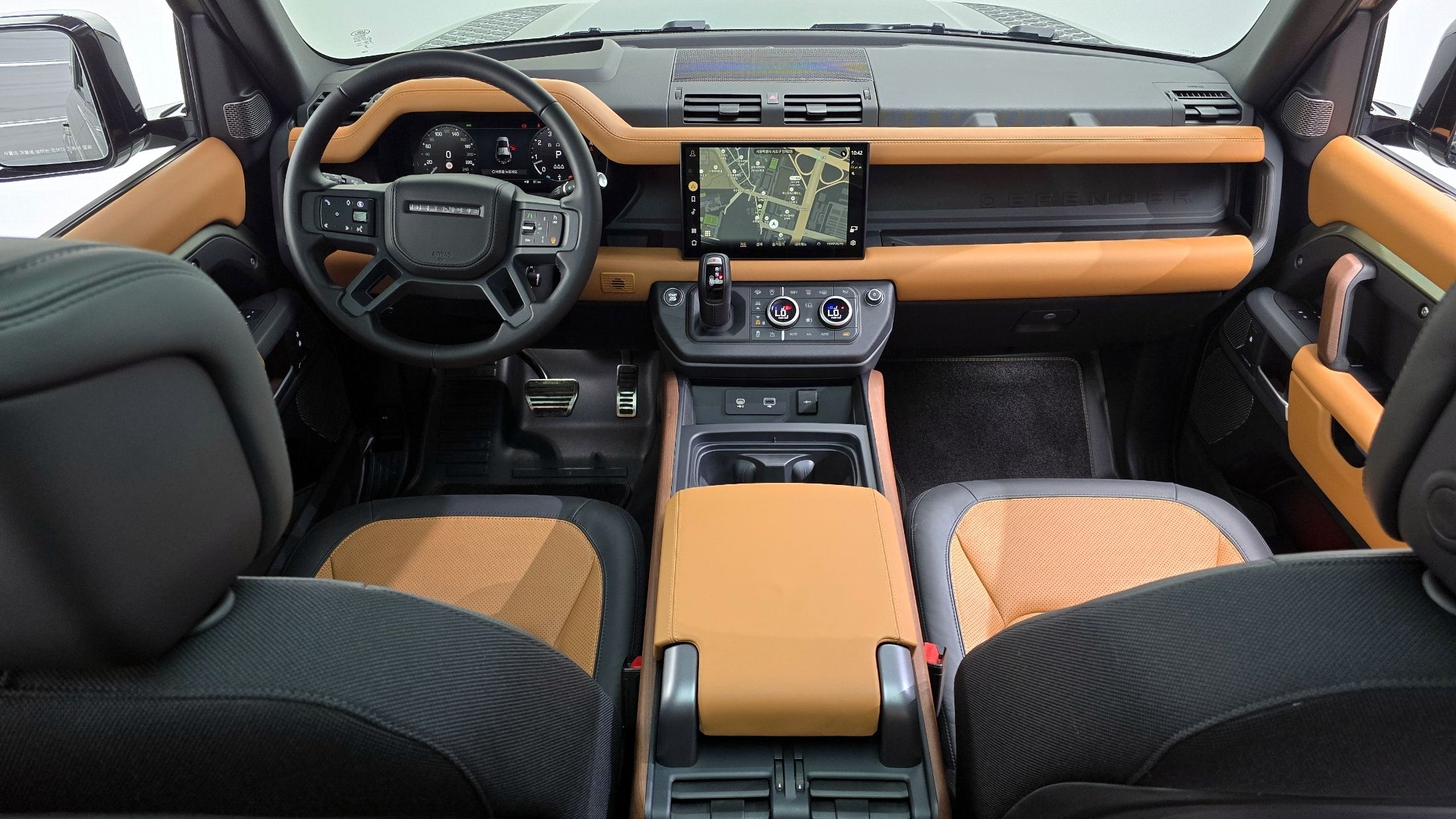 LAND ROVER DEFENDER L663