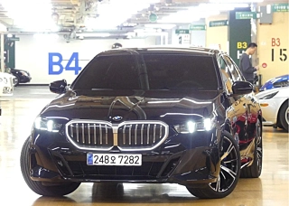 BMW 5-SERIES G60 2024