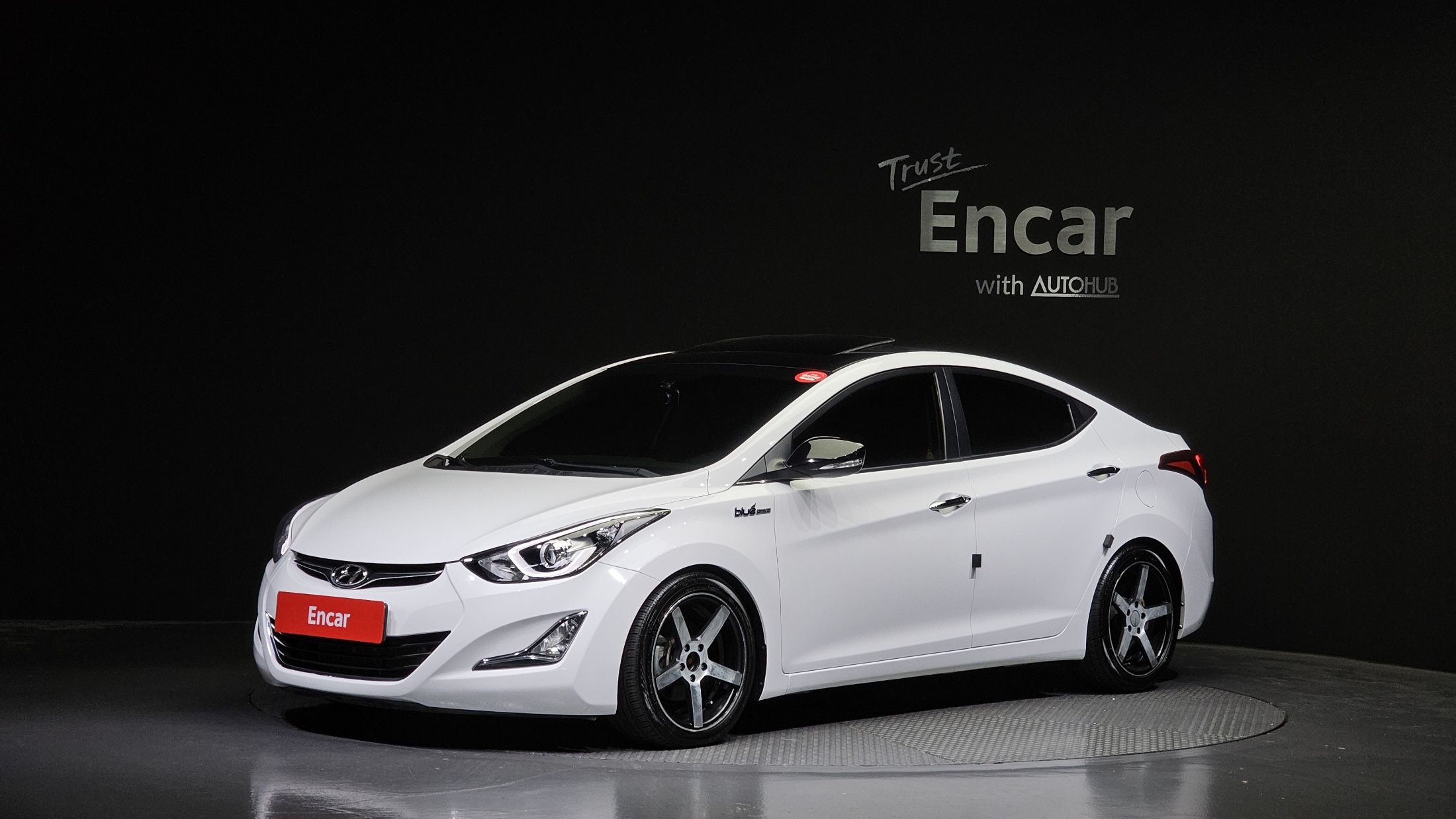 HYUNDAI AVANTE 2013