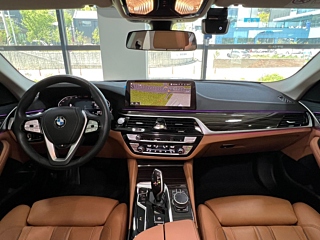 BMW 5-SERIES G30 2021