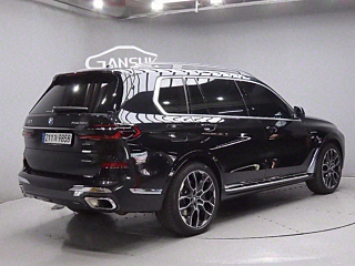 BMW X7 G07 2024