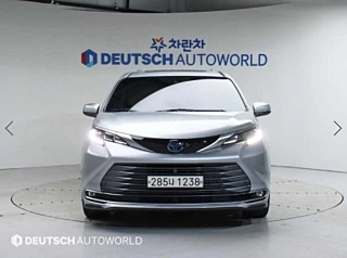 TOYOTA SIENNA  2021