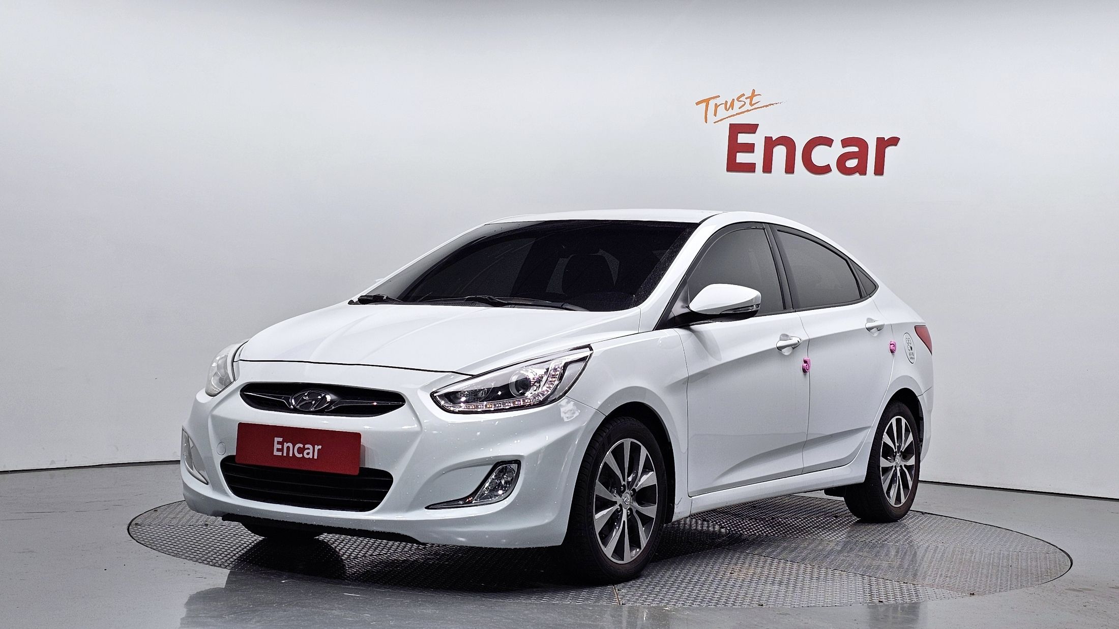 HYUNDAI ACCENT NEW