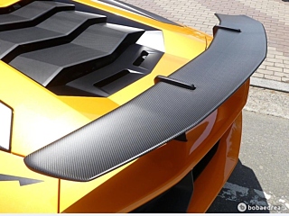 LAMBORGHINI AVENTADOR 2016