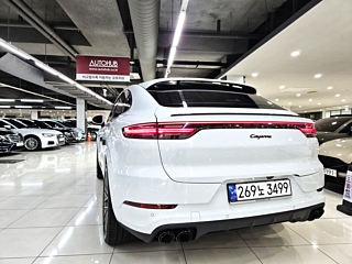 PORSCHE CAYENNE PO536 2023