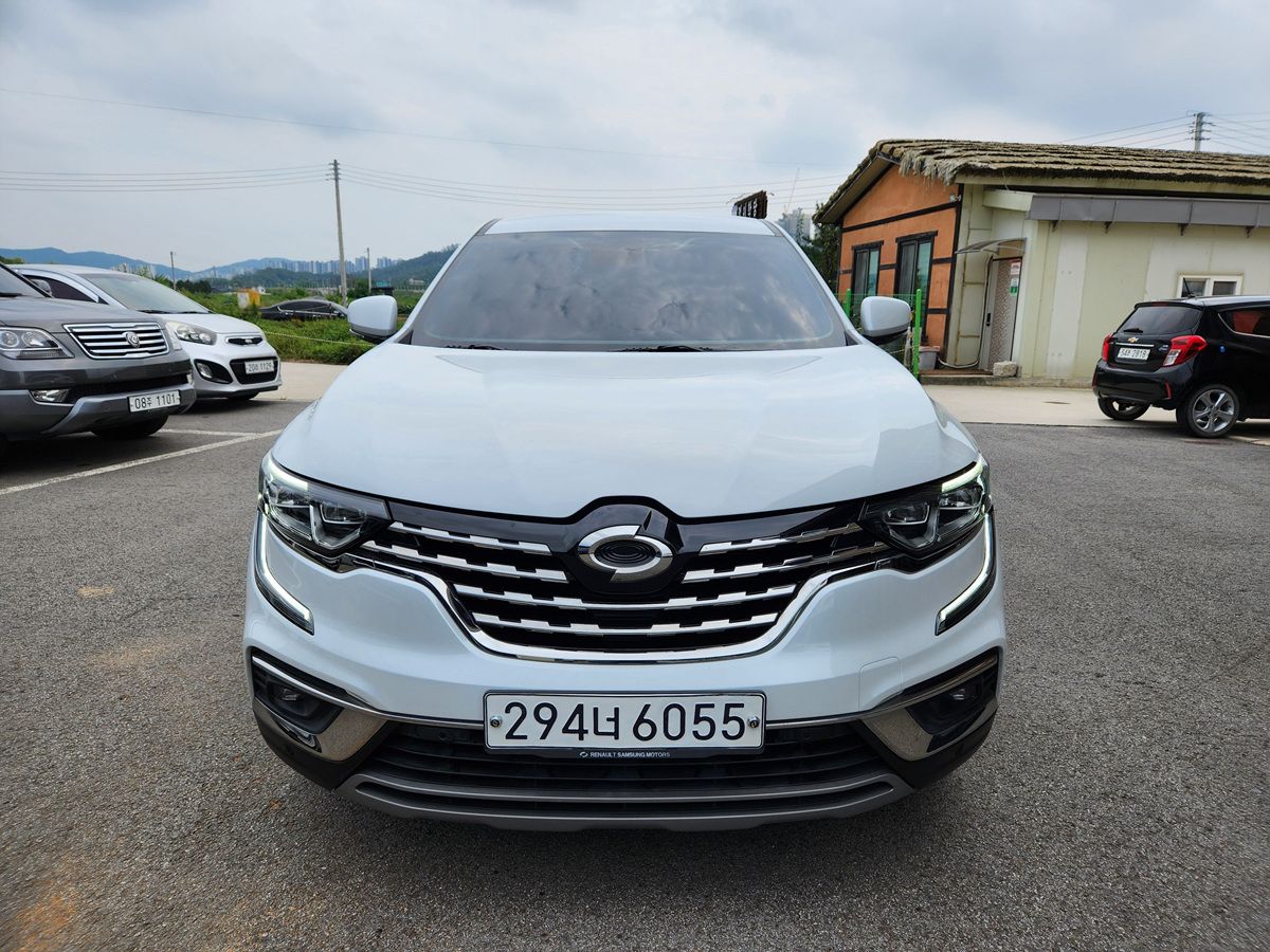 SAMSUNG QM6 2019