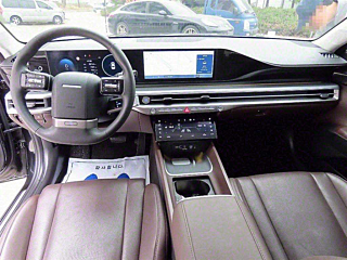 HYUNDAI GRANDEUR GN7 2023