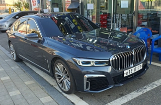 BMW 7-SERIES G11 2016