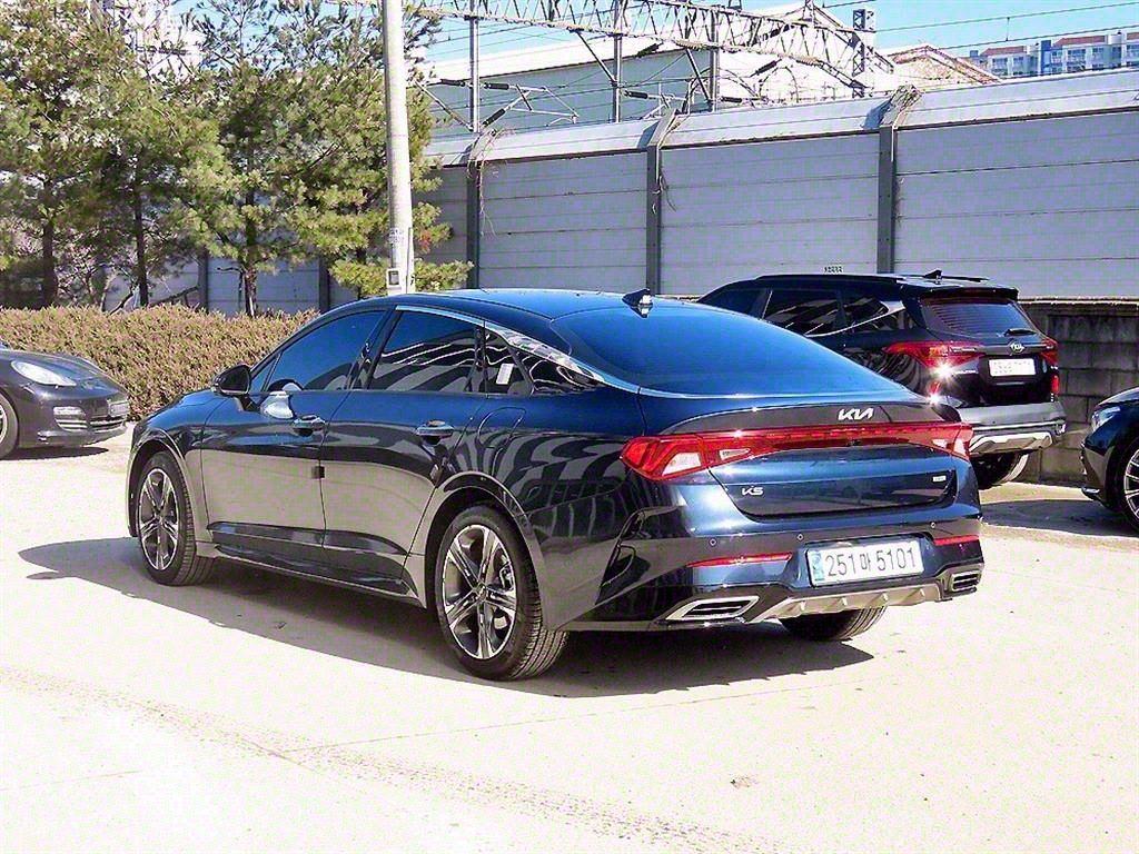 KIA K5 HYBRID