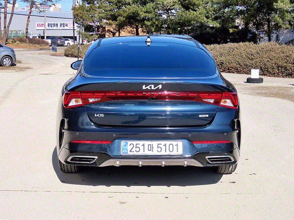 KIA K5 HYBRID
