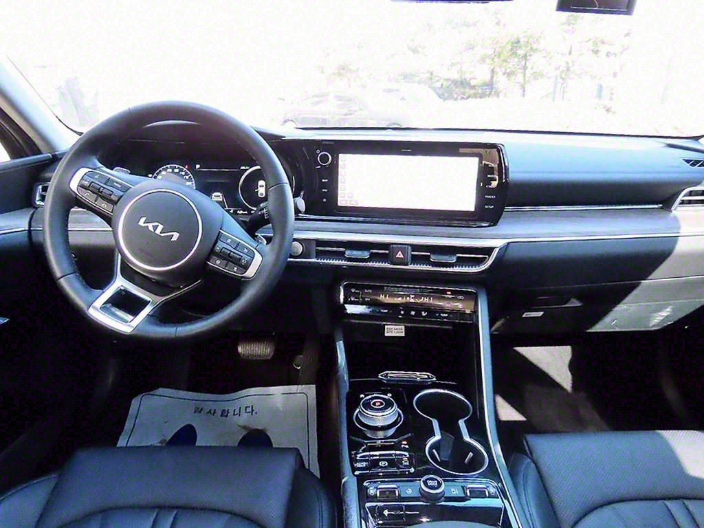 KIA K5 HYBRID