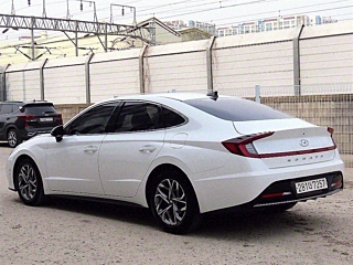 HYUNDAI SONATA DN8 2022