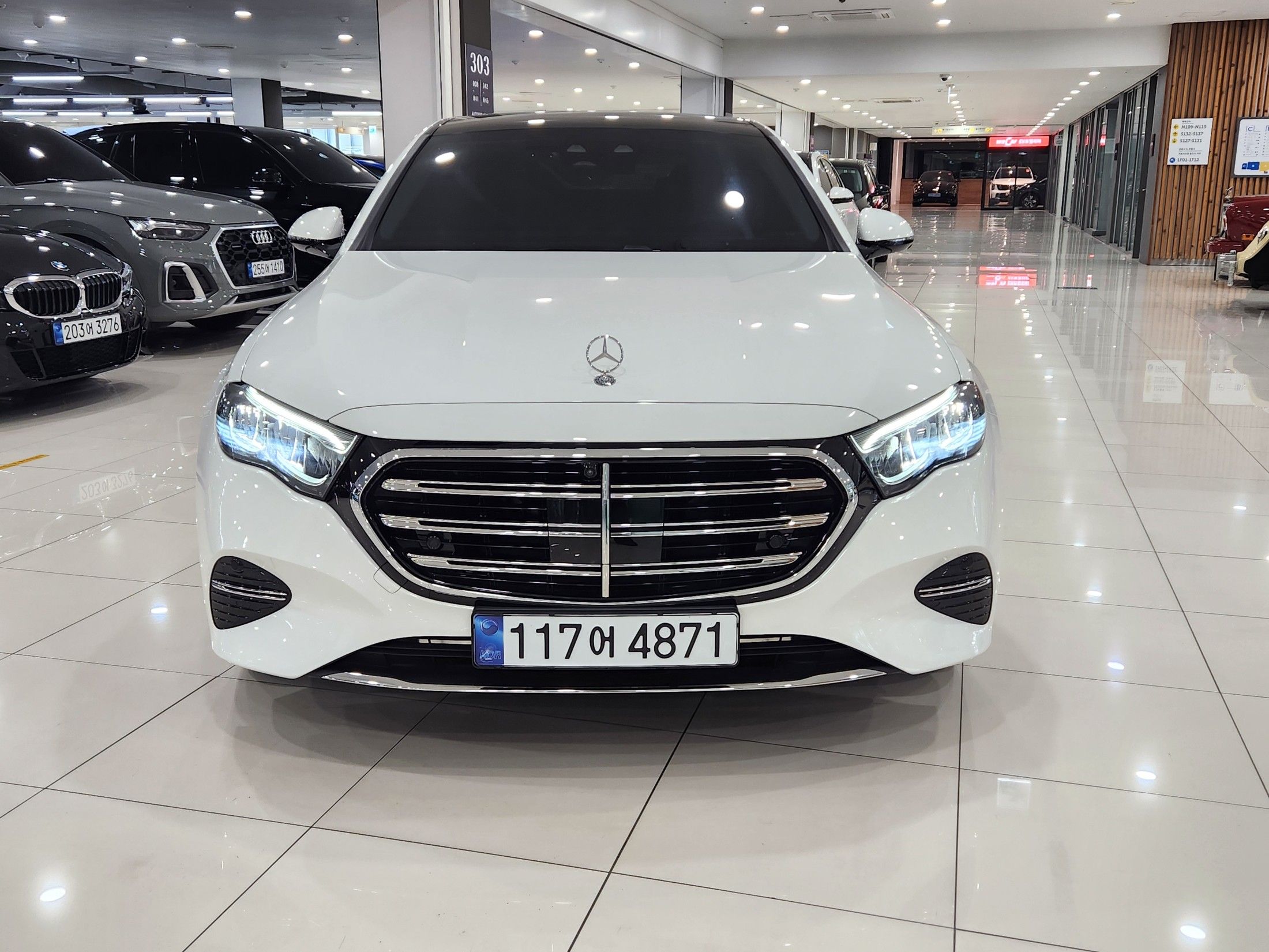 MERCEDES BENZ E-CLASS W214 2024