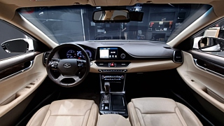 HYUNDAI GRANDEUR IG 2017
