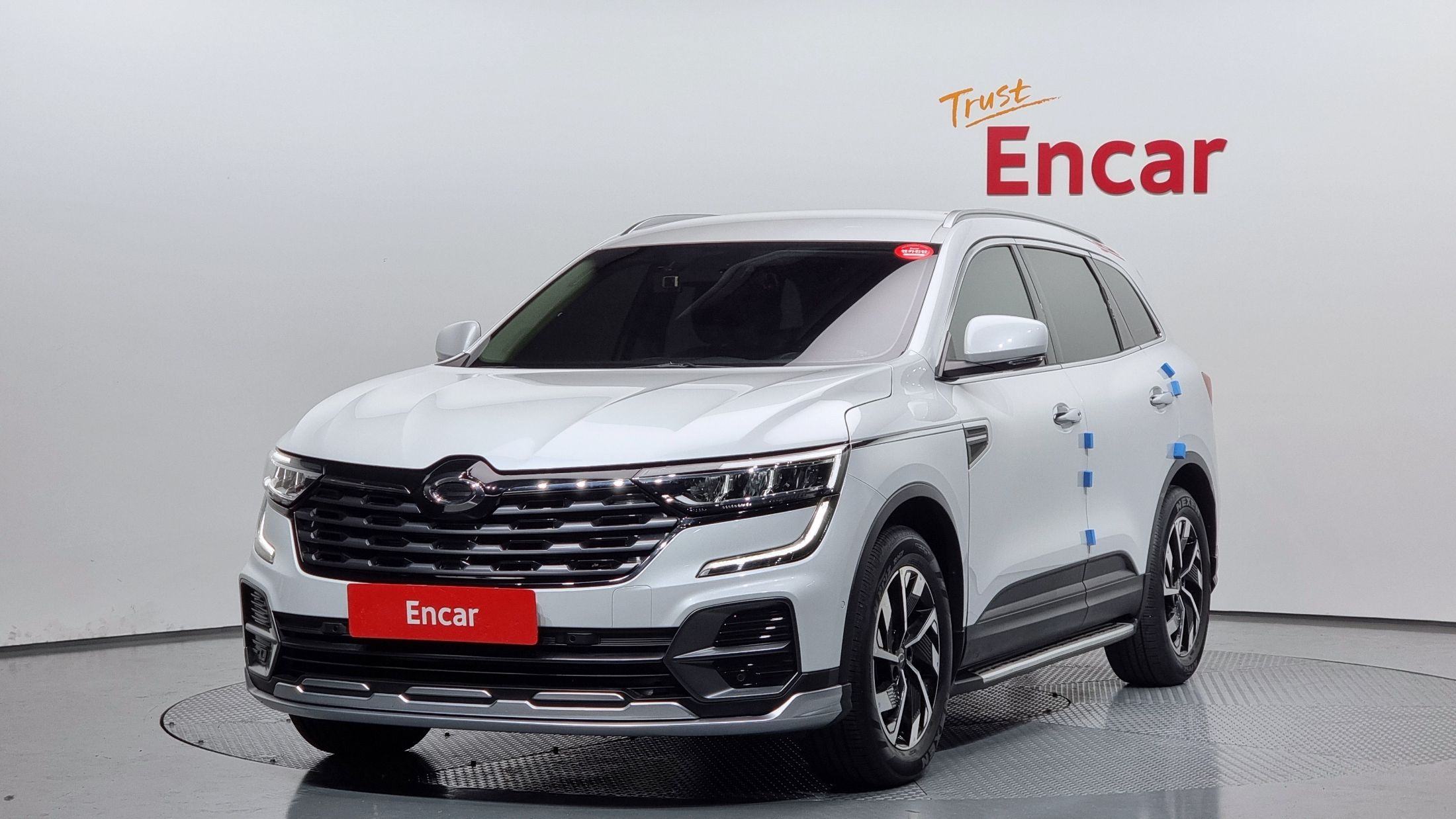 RENAULT SAMSUNG QM6