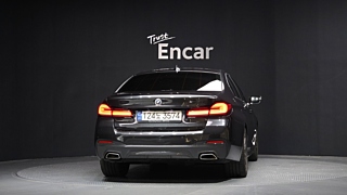 BMW 5-SERIES G30 2023