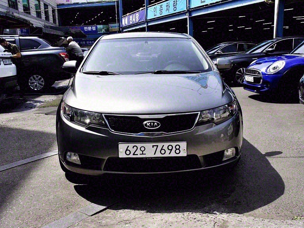 KIA PORTE 2011