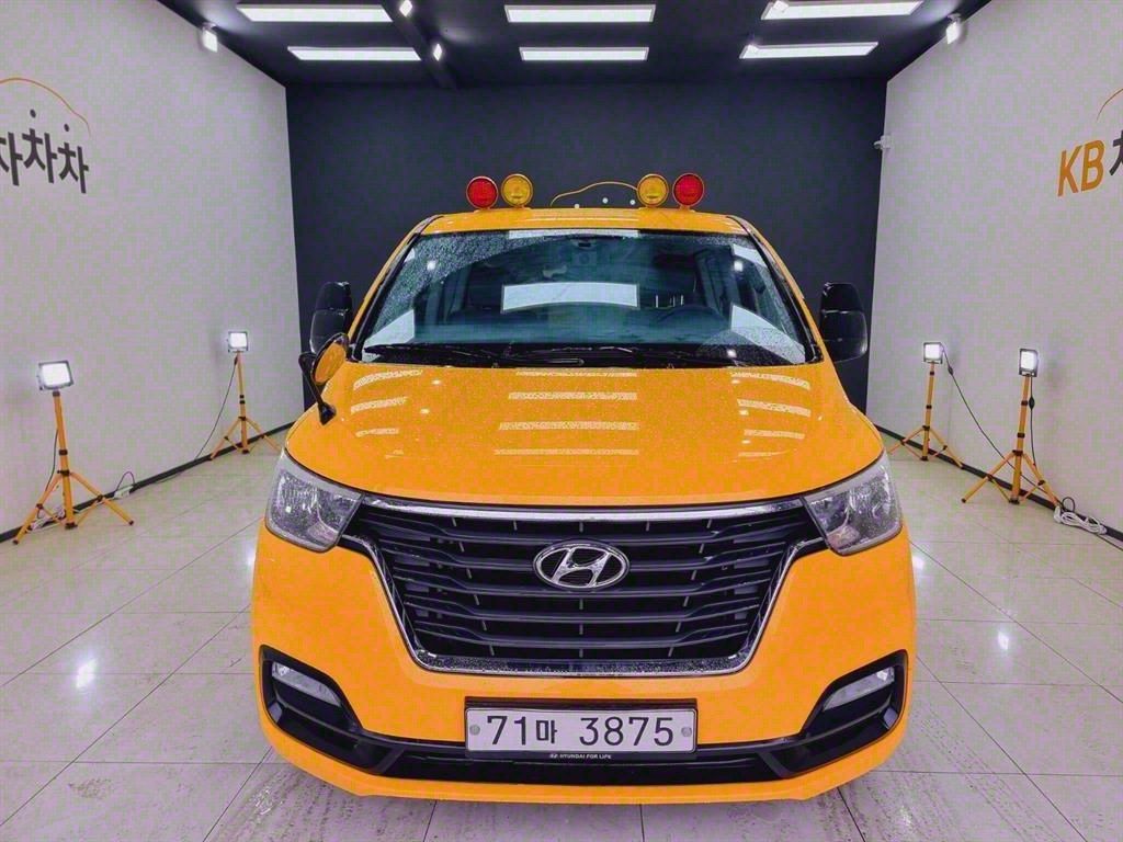 HYUNDAI STAREX GRAND 2021
