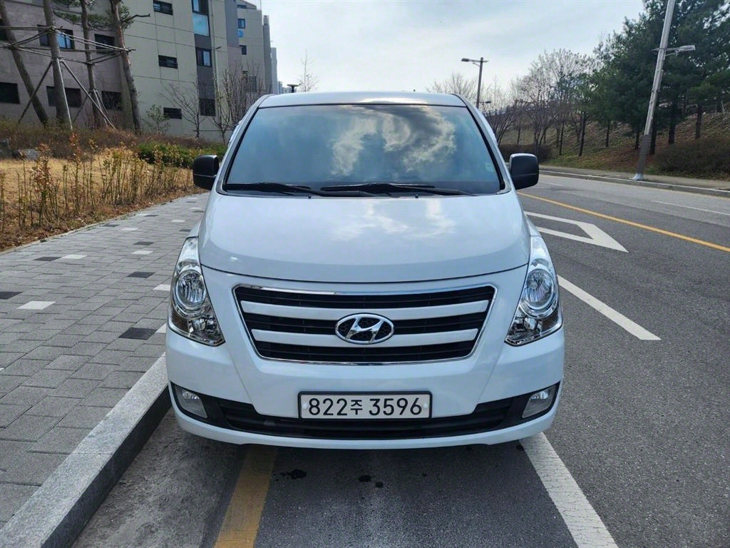 HYUNDAI STAREX GRAND 2017
