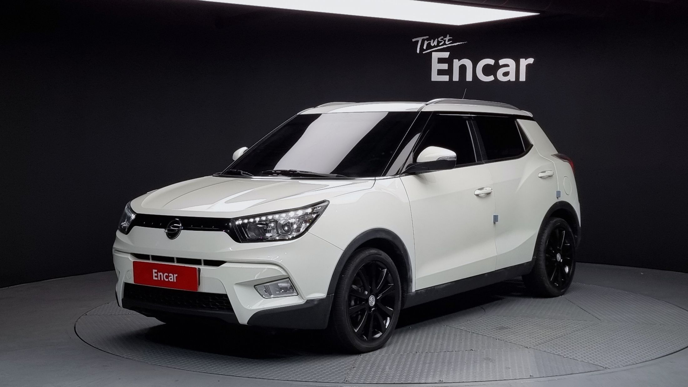 SSANGYONG TIVOLI 2017