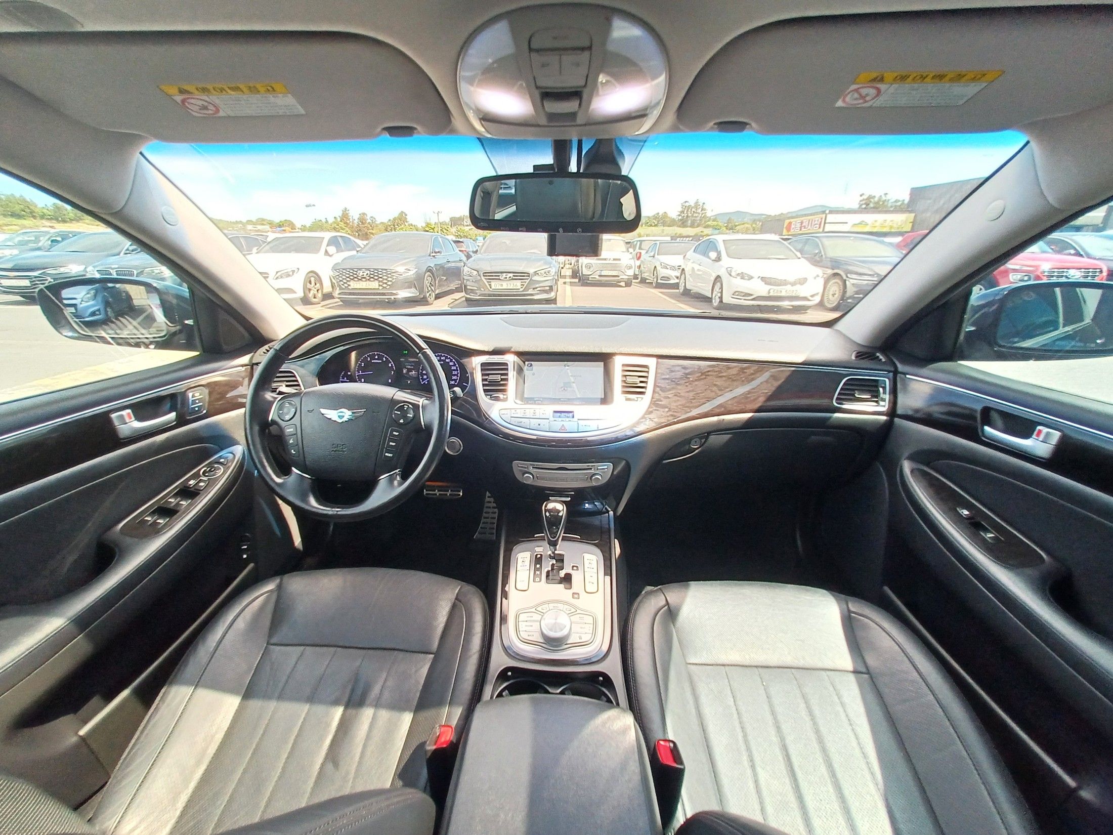 HYUNDAI GENESIS 2013