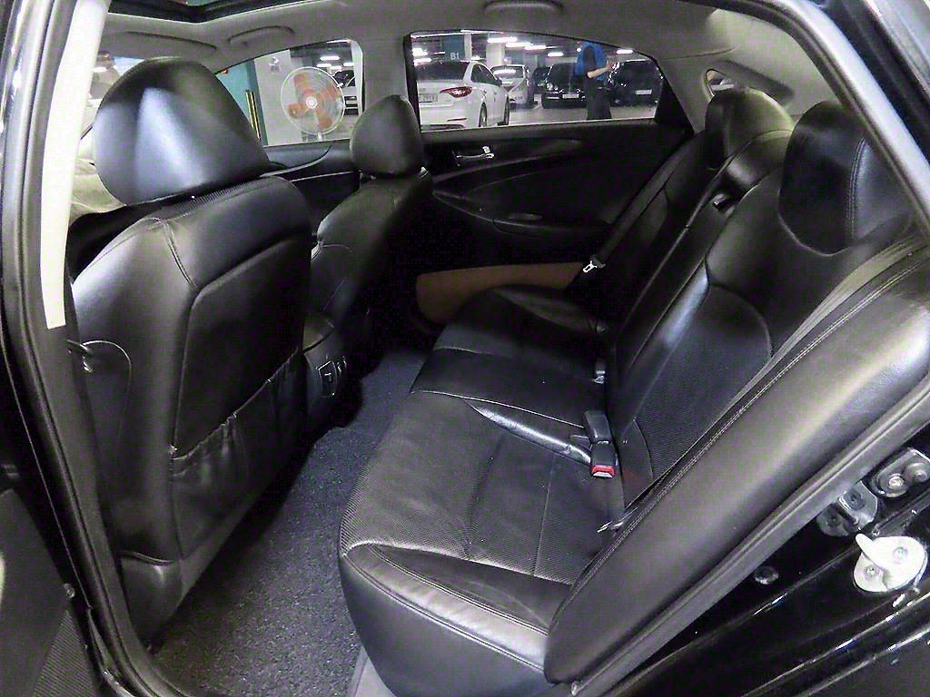 HYUNDAI SONATA YF 2010