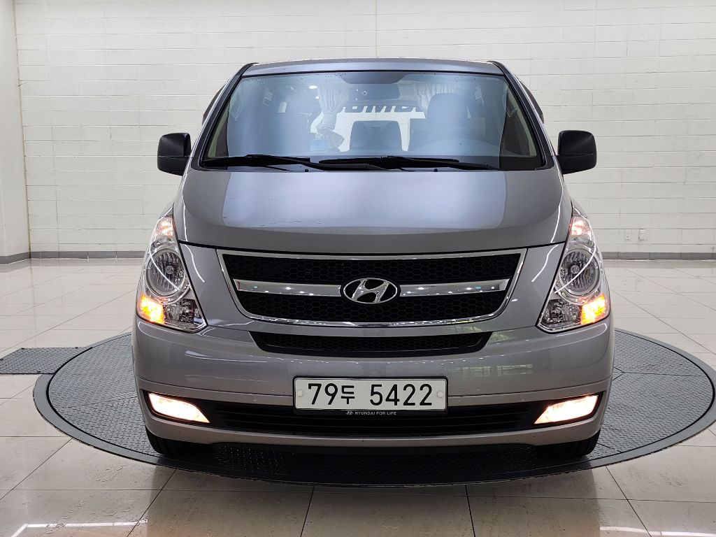 HYUNDAI STAREX GRAND