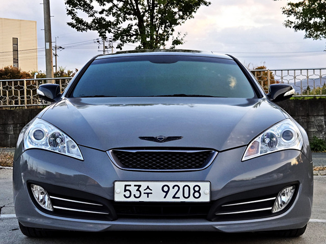 HYUNDAI GENESIS COUPE 2010
