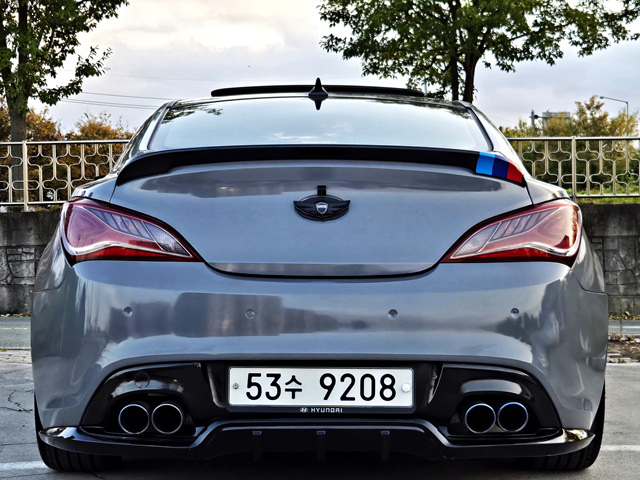 HYUNDAI GENESIS COUPE 2010