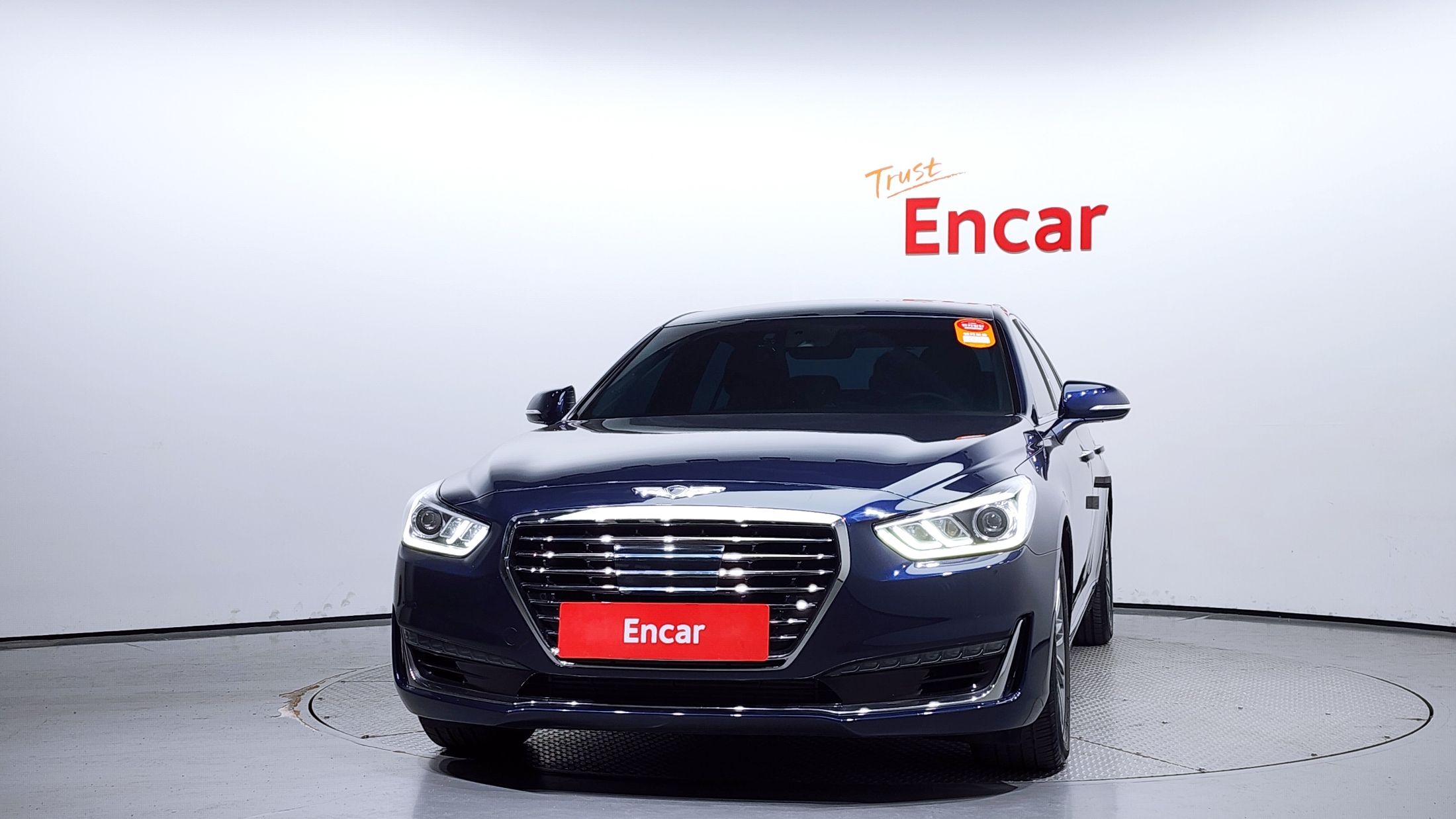 GENESIS EQ900 2016