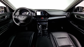 HYUNDAI GRANDEUR IG 2017