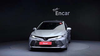 TOYOTA CAMRY XV70 2017