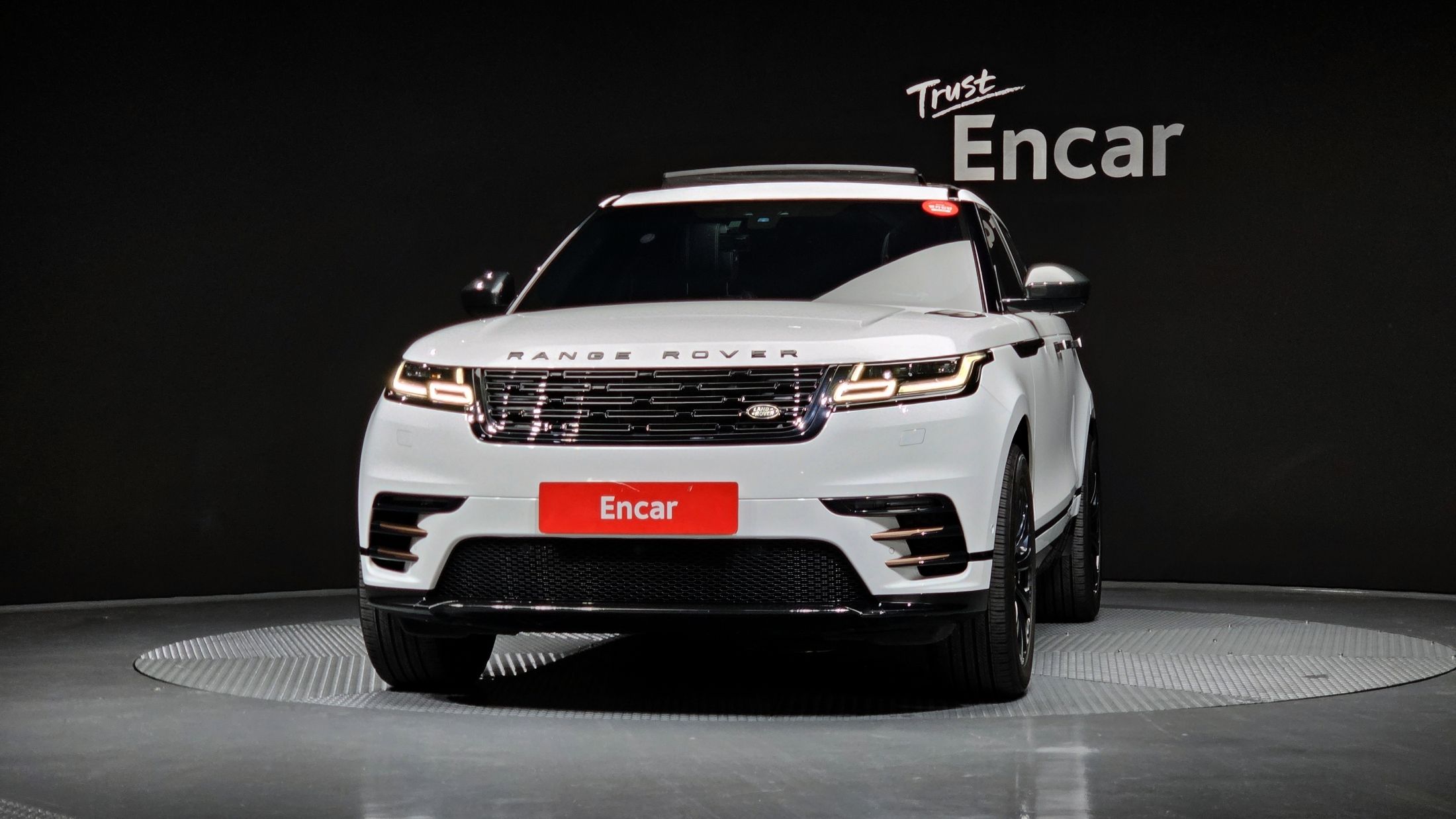 LAND ROVER RANGE ROVER VELAR 2017