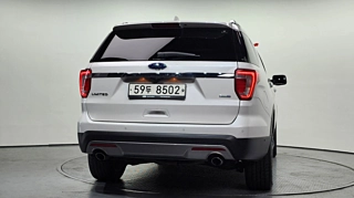 FORD EXPLORER 2017