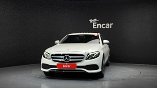 MERCEDES BENZ E-CLASS W213 2019