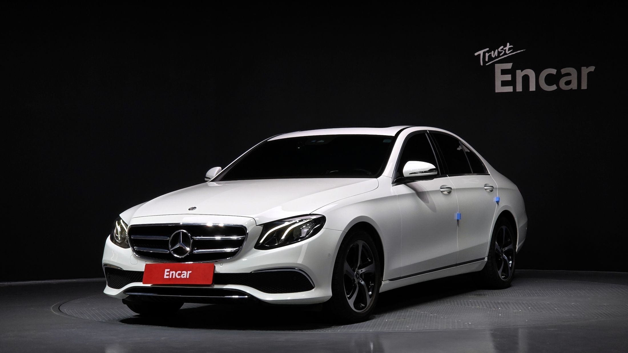 MERCEDES BENZ E-CLASS W213
