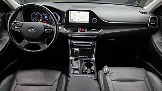 HYUNDAI GRANDEUR IG 2016