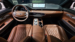 GENESIS GV70 2023
