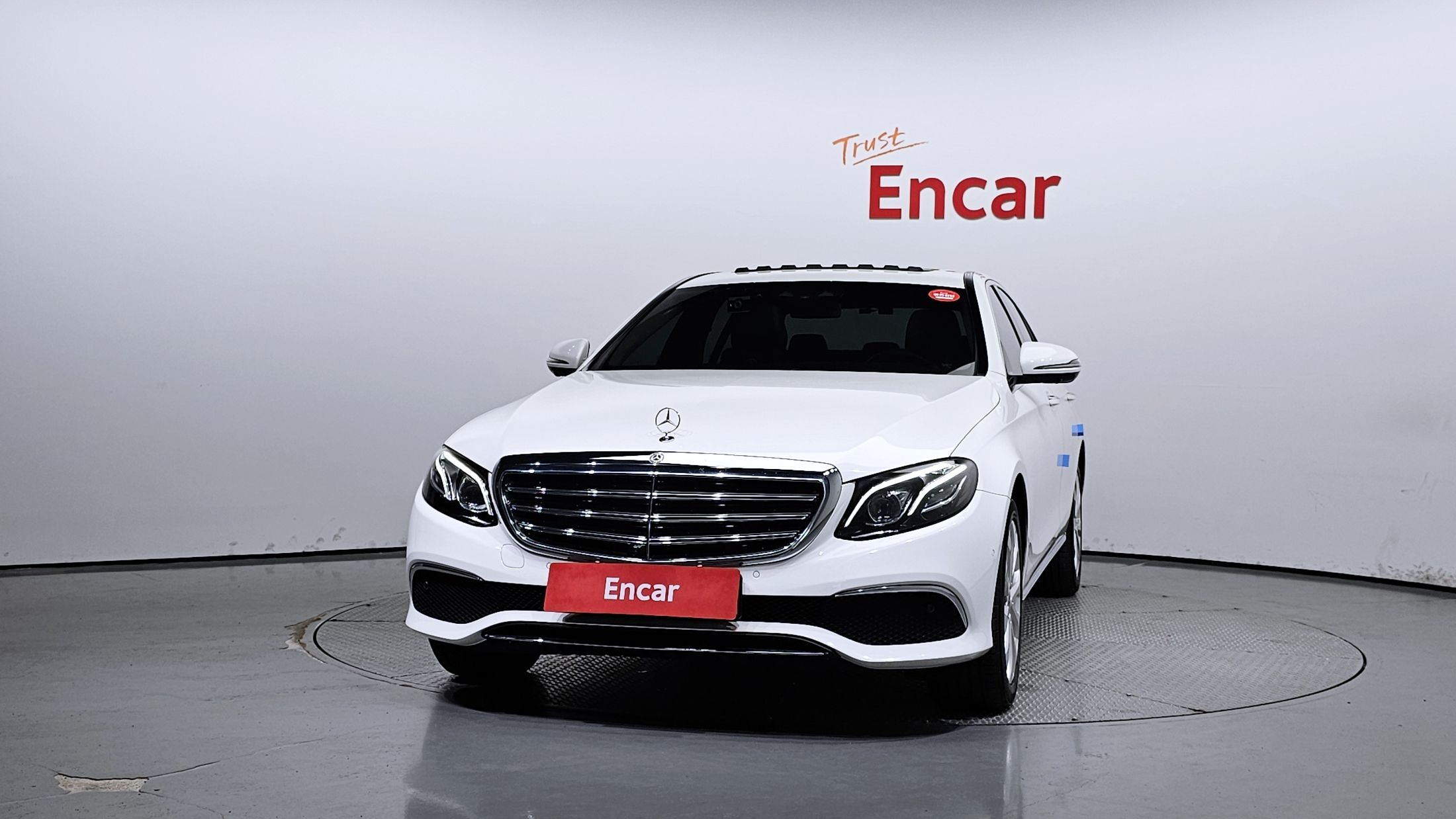MERCEDES BENZ E-CLASS W213 2018