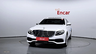 MERCEDES BENZ E-CLASS W213 2018