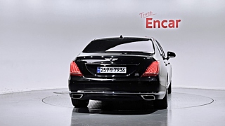 GENESIS EQ900 2018