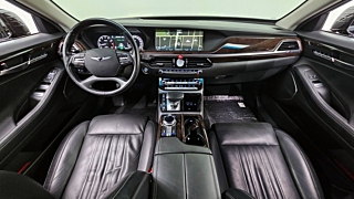 GENESIS EQ900 2018