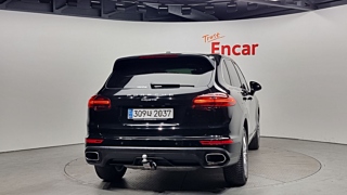 PORSCHE CAYENNE 2016