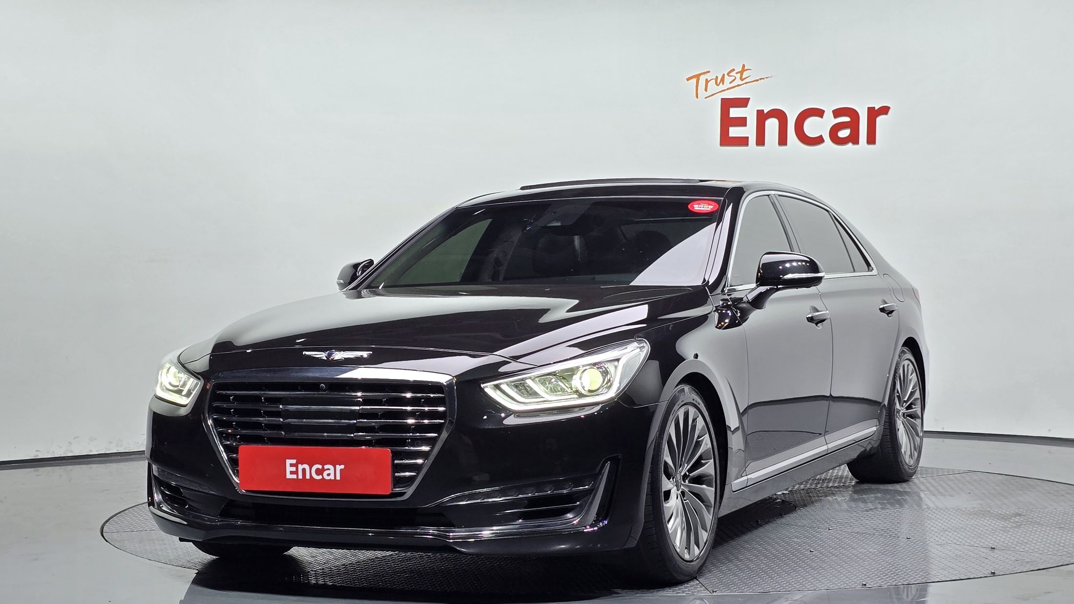GENESIS EQ900