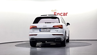 AUDI Q5 FY 2022