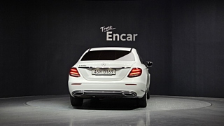 MERCEDES BENZ E-CLASS W213 2016
